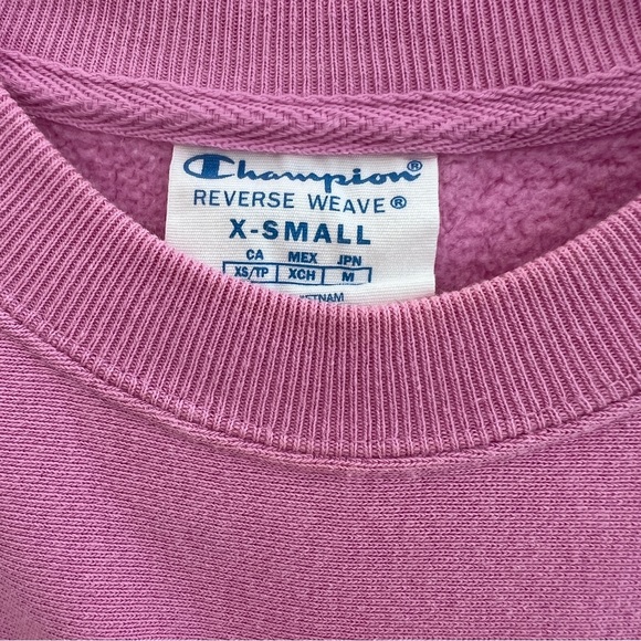 LIKE NEW Champion Pink Sweatshirt - Picture 5 of 5